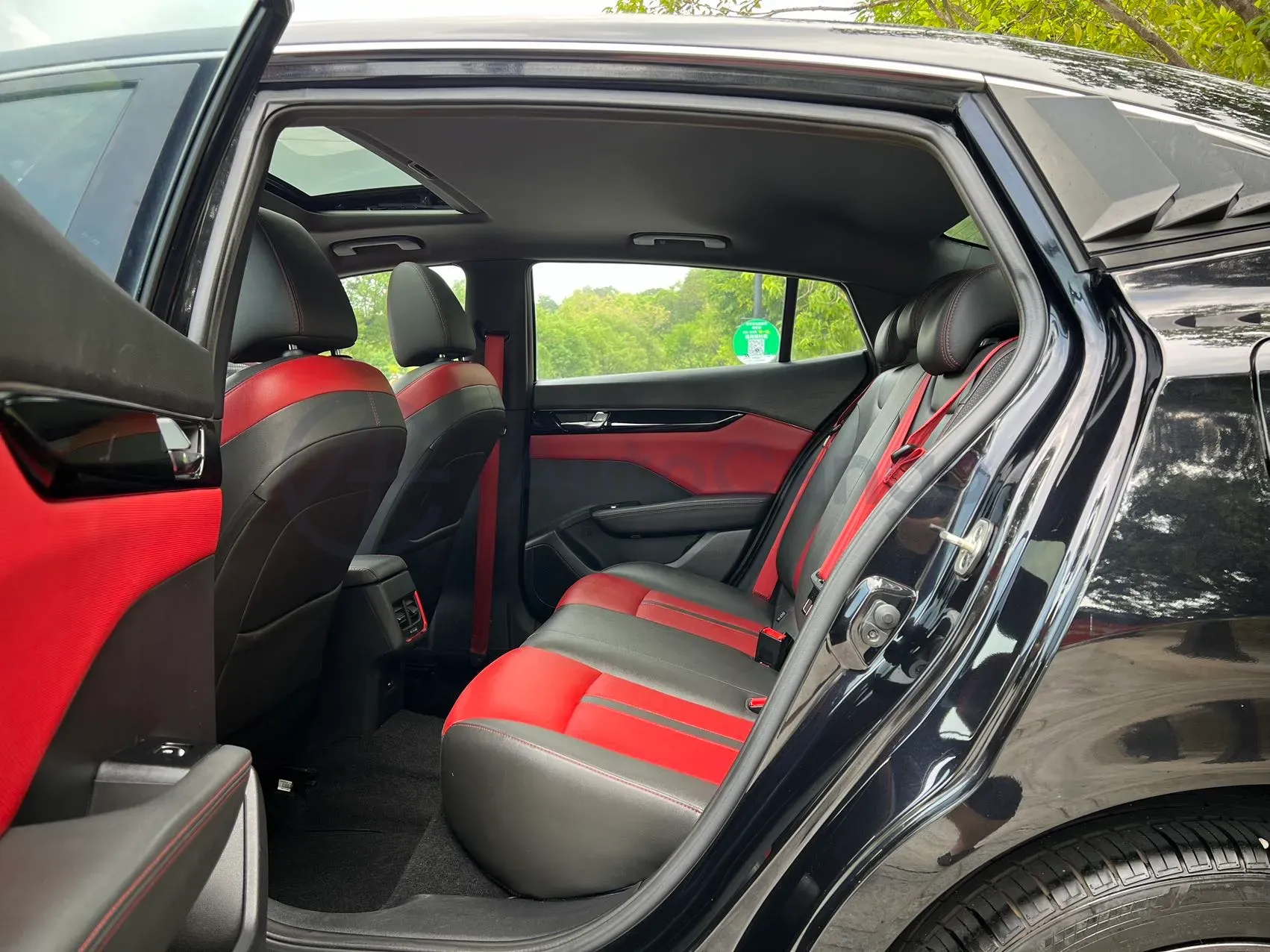 2021 DongFeng Aeolus YiXuan 1.5T 150HP L4 6DCT,autocango,china used car exporter,china ev exporter,chinese used car exporter,chinese used ev exporter