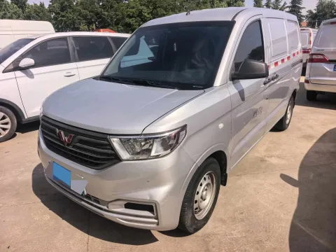 2022 WULING HONGGUANG V,autocango,china used car exporter,china ev exporter,chinese used car exporter,chinese used ev exporter