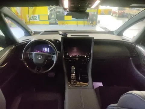 2024 Toyota Alphard 2.5L 190HP L4 E-CVT Hybrid,autocango,china used car exporter,china ev exporter,chinese used car exporter,chinese used ev exporter
