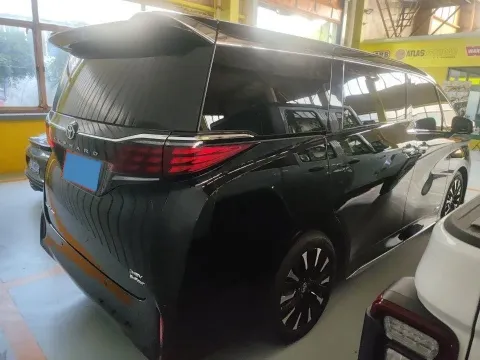 2024 Toyota Alphard 2.5L 190HP L4 E-CVT Hybrid,autocango,china used car exporter,china ev exporter,chinese used car exporter,chinese used ev exporter