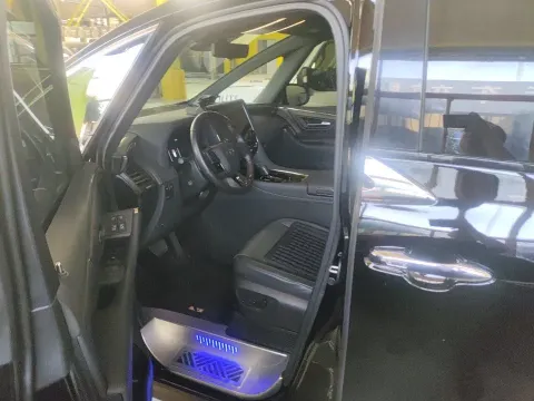 2024 Toyota Alphard 2.5L 190HP L4 E-CVT Hybrid,autocango,china used car exporter,china ev exporter,chinese used car exporter,chinese used ev exporter
