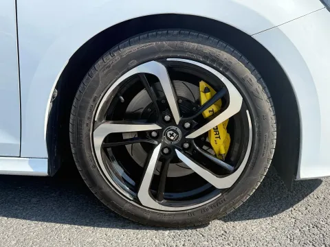 2023 MG 5 1.5L 129HP L4 5MT