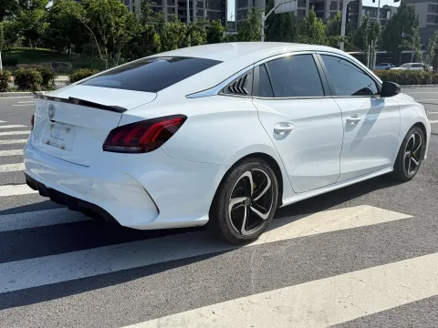2023 MG 5 1.5L 129HP L4 5MT