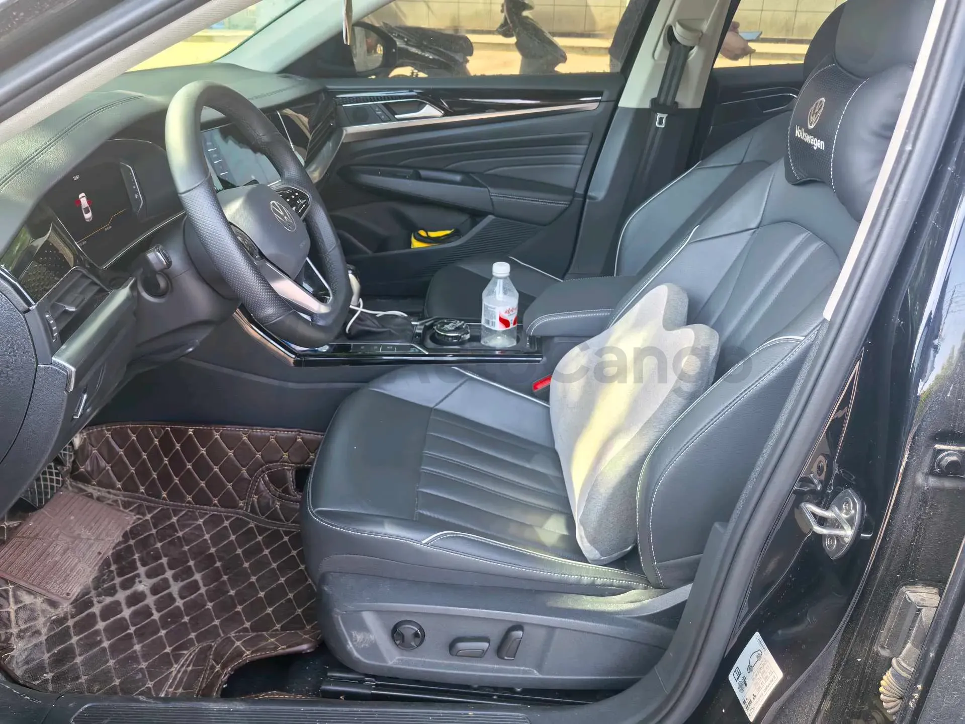 2023 Volkswagen Passat 2.0T 186HP L4 7DCT,autocango,china used car exporter,china ev exporter,chinese used car exporter,chinese used ev exporter