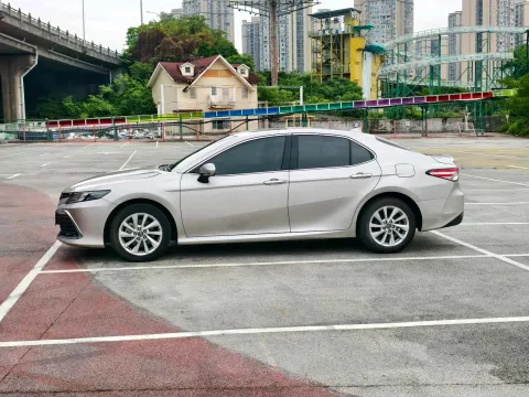 2021 Toyota Camry 2.0L 178HP L4 CVT