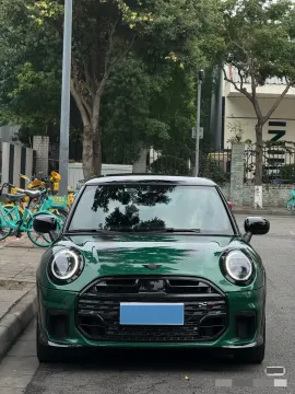 2025 MINI MINI 2.0T 204HP L4 7DCT,autocango,china used car exporter,china ev exporter,chinese used car exporter,chinese used ev exporter