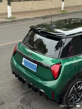 2025 MINI MINI 2.0T 204HP L4 7DCT,autocango,china used car exporter,china ev exporter,chinese used car exporter,chinese used ev exporter