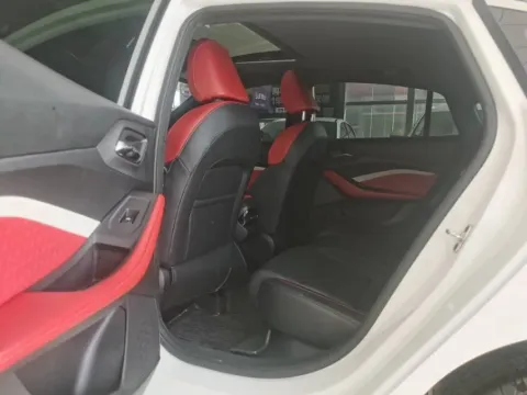 2023 MG 5 1.5L 129HP L4 5MT