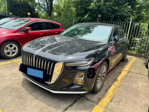 2023 HongQi H5 2.0T 224HP L4 8AT,autocango,china used car exporter,china ev exporter,chinese used car exporter,chinese used ev exporter