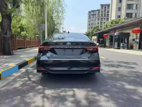 2023 Toyota Avalon 2.5L 178HP L4 E-CVT Hybrid
