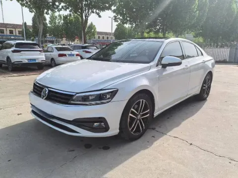 2019 VOLKSWAGEN PASSAT,autocango,china used car exporter,china ev exporter,chinese used car exporter,chinese used ev exporter