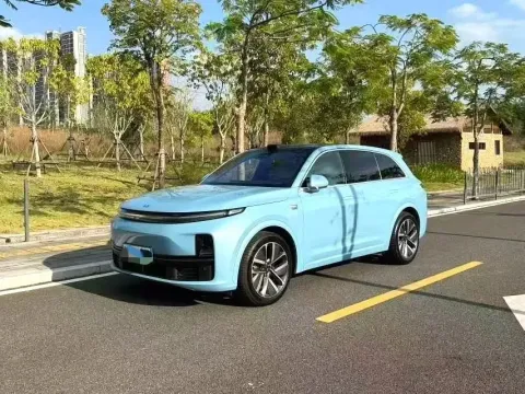 2025 LI L7,autocango,china used car exporter,china ev exporter,chinese used car exporter,chinese used ev exporter
