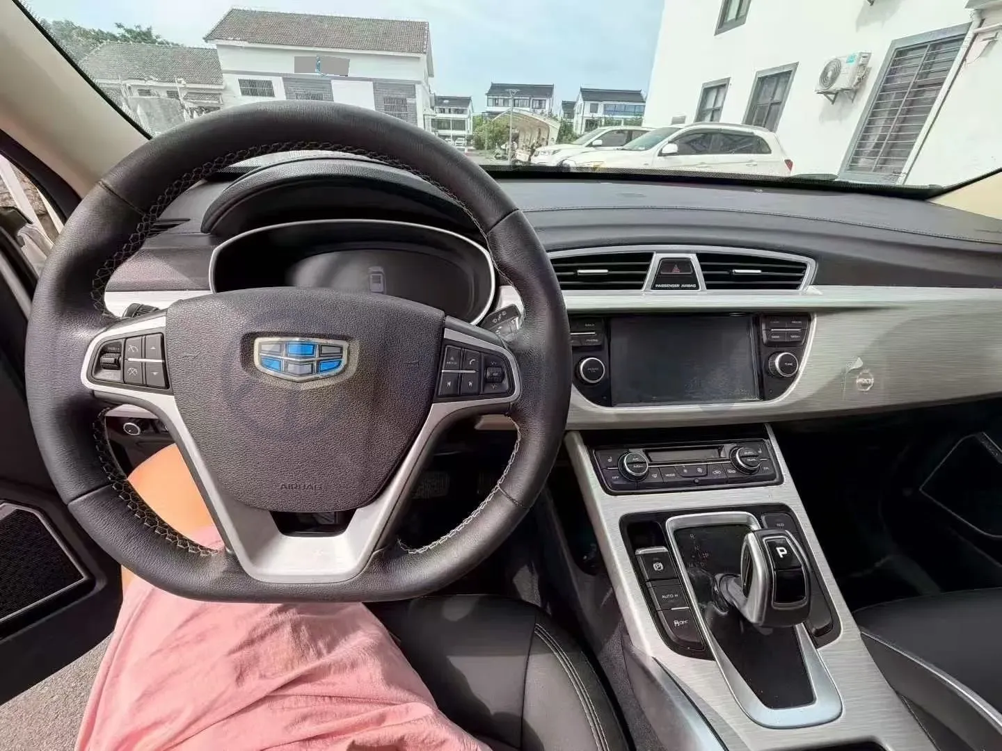 2020 Roewe i6 1.5T 169HP L4 7DCT,autocango,china used car exporter,china ev exporter,chinese used car exporter,chinese used ev exporter