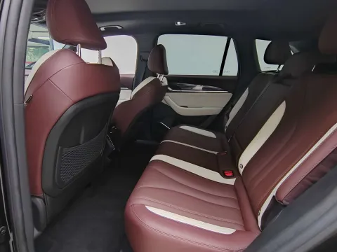 2024 Geely Monjaro 2.0T 238HP L4 8AT,autocango,china used car exporter,china ev exporter,chinese used car exporter,chinese used ev exporter