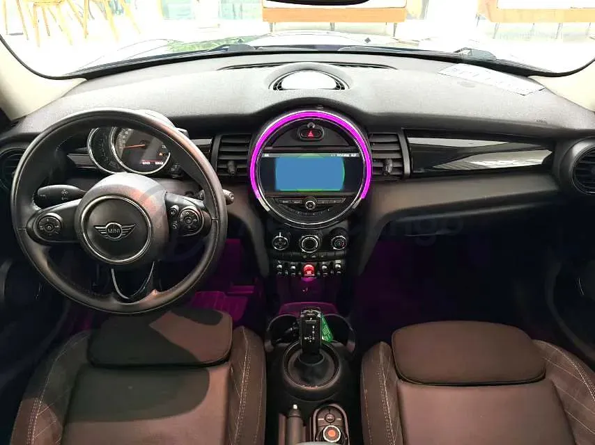 2018 MINI COUNTRYMAN 1.5T 136HP L3 6AT,autocango,china used car exporter,china ev exporter,chinese used car exporter,chinese used ev exporter