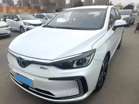 2018 BEIJING AUTO EU5,autocango,china used car exporter,china ev exporter,chinese used car exporter,chinese used ev exporter