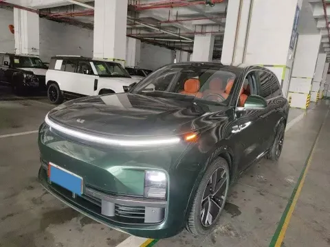 2025 LI L8,autocango,china used car exporter,china ev exporter,chinese used car exporter,chinese used ev exporter