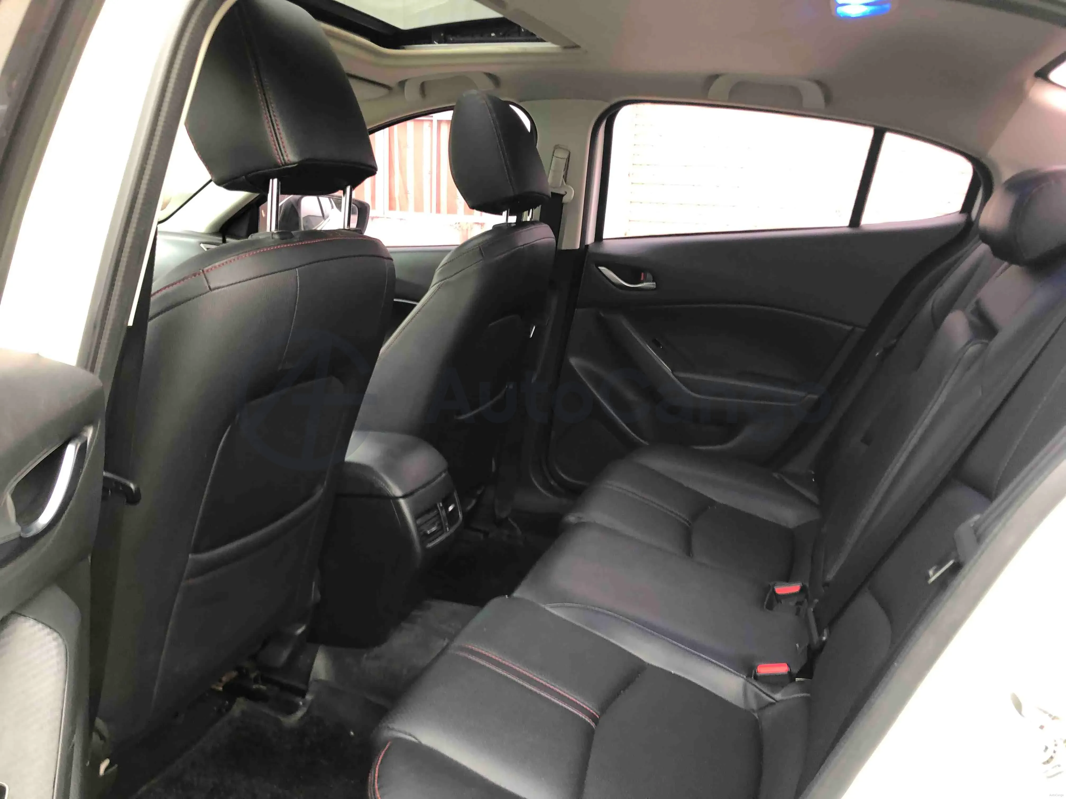 2017 Mazda 3 Axela 1.5L 117HP L4 6AT,autocango,china used car exporter,china ev exporter,chinese used car exporter,chinese used ev exporter
