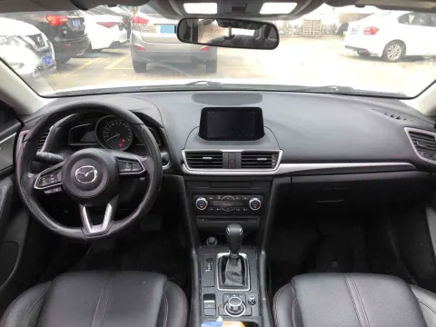2017 Mazda 3 Axela 1.5L 117HP L4 6AT
