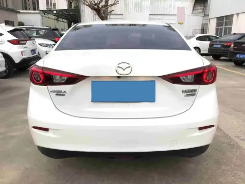 2017 Mazda 3 Axela 1.5L 117HP L4 6AT