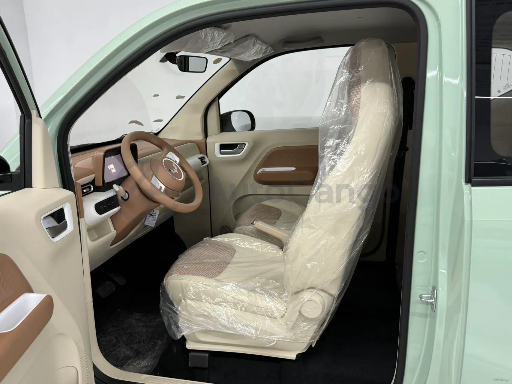 2024 WuLing HongGuang MINI EV BEV 17.3KWH,autocango,china used car exporter,china ev exporter,chinese used car exporter,chinese used ev exporter
