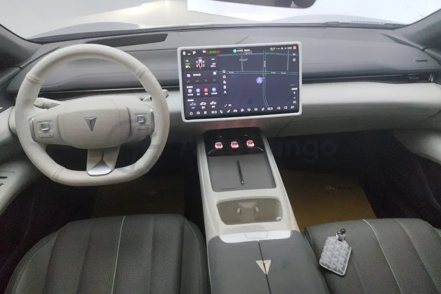 2025 Deepal L07 BEV 56.12KWH,autocango,china used car exporter,china ev exporter,chinese used car exporter,chinese used ev exporter