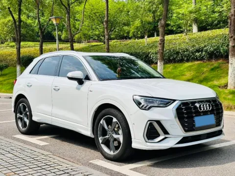 2022 Audi Q3 1.4T 150HP L4 7DCT,autocango,china used car exporter,china ev exporter,chinese used car exporter,chinese used ev exporter