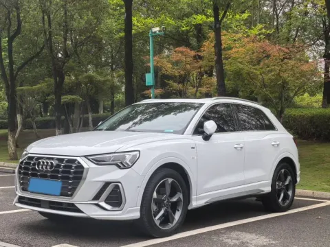 2022 AUDI Q3,autocango,china used car exporter,china ev exporter,chinese used car exporter,chinese used ev exporter