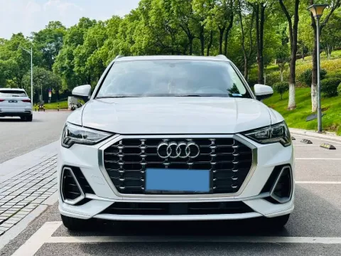 2022 Audi Q3 1.4T 150HP L4 7DCT,autocango,china used car exporter,china ev exporter,chinese used car exporter,chinese used ev exporter