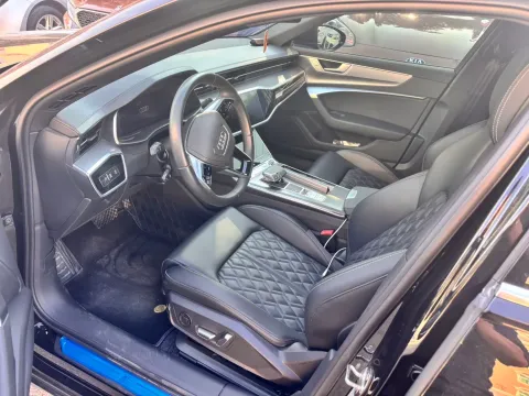 2025 Audi A6L 2.0T 245HP L4 7DCT,autocango,china used car exporter,china ev exporter,chinese used car exporter,chinese used ev exporter