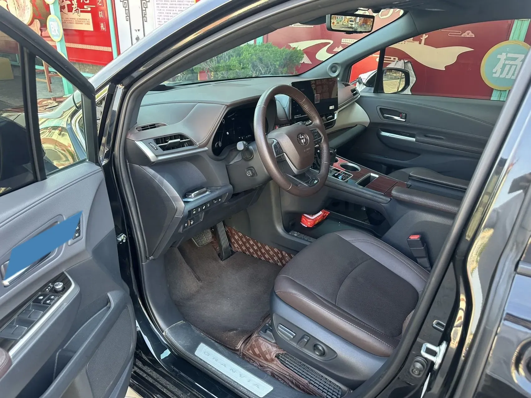 2023 Toyota Granvia 2.5L 189HP L4 E-CVT Hybrid,autocango,china used car exporter,china ev exporter,chinese used car exporter,chinese used ev exporter