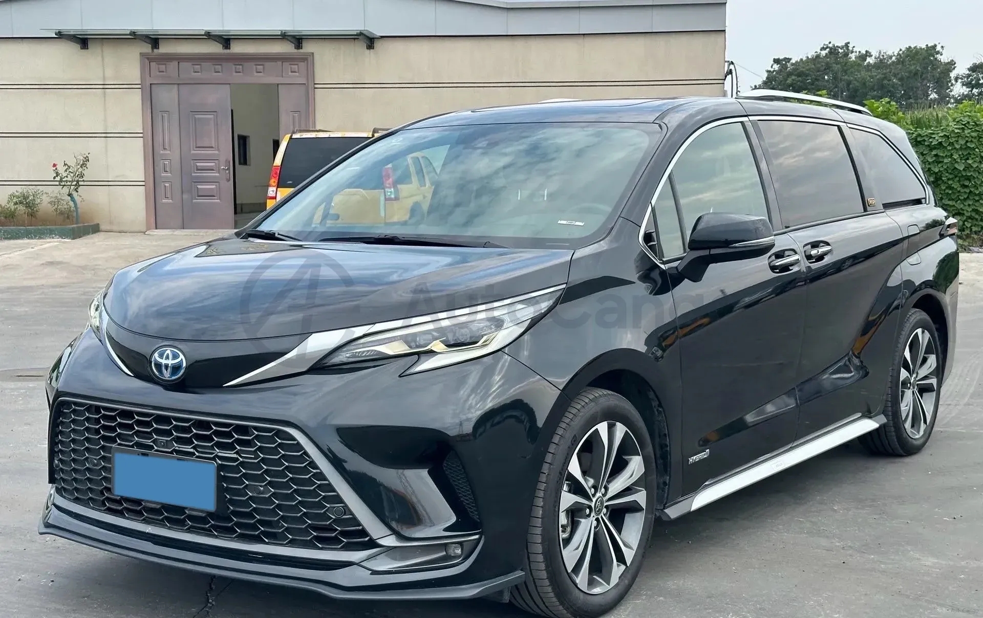 2023 Toyota Granvia 2.5L 189HP L4 E-CVT Hybrid,autocango,china used car exporter,china ev exporter,chinese used car exporter,chinese used ev exporter