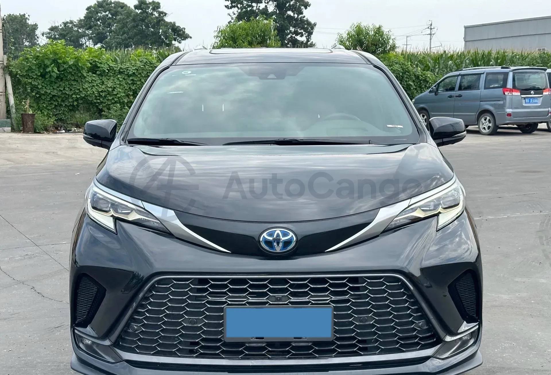 2023 Toyota Granvia 2.5L 189HP L4 E-CVT Hybrid,autocango,china used car exporter,china ev exporter,chinese used car exporter,chinese used ev exporter