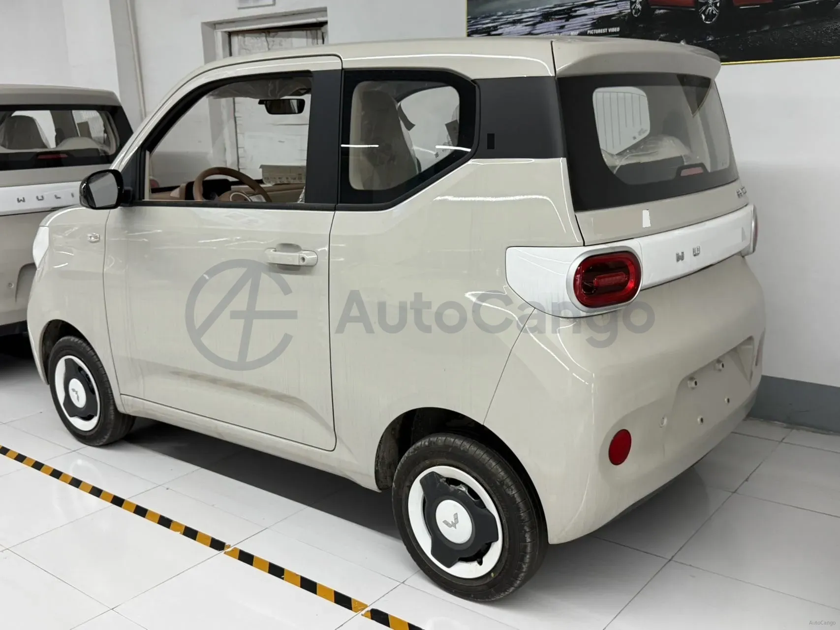 2024 WuLing HongGuang MINI EV BEV 17.3KWH,autocango,china used car exporter,china ev exporter,chinese used car exporter,chinese used ev exporter