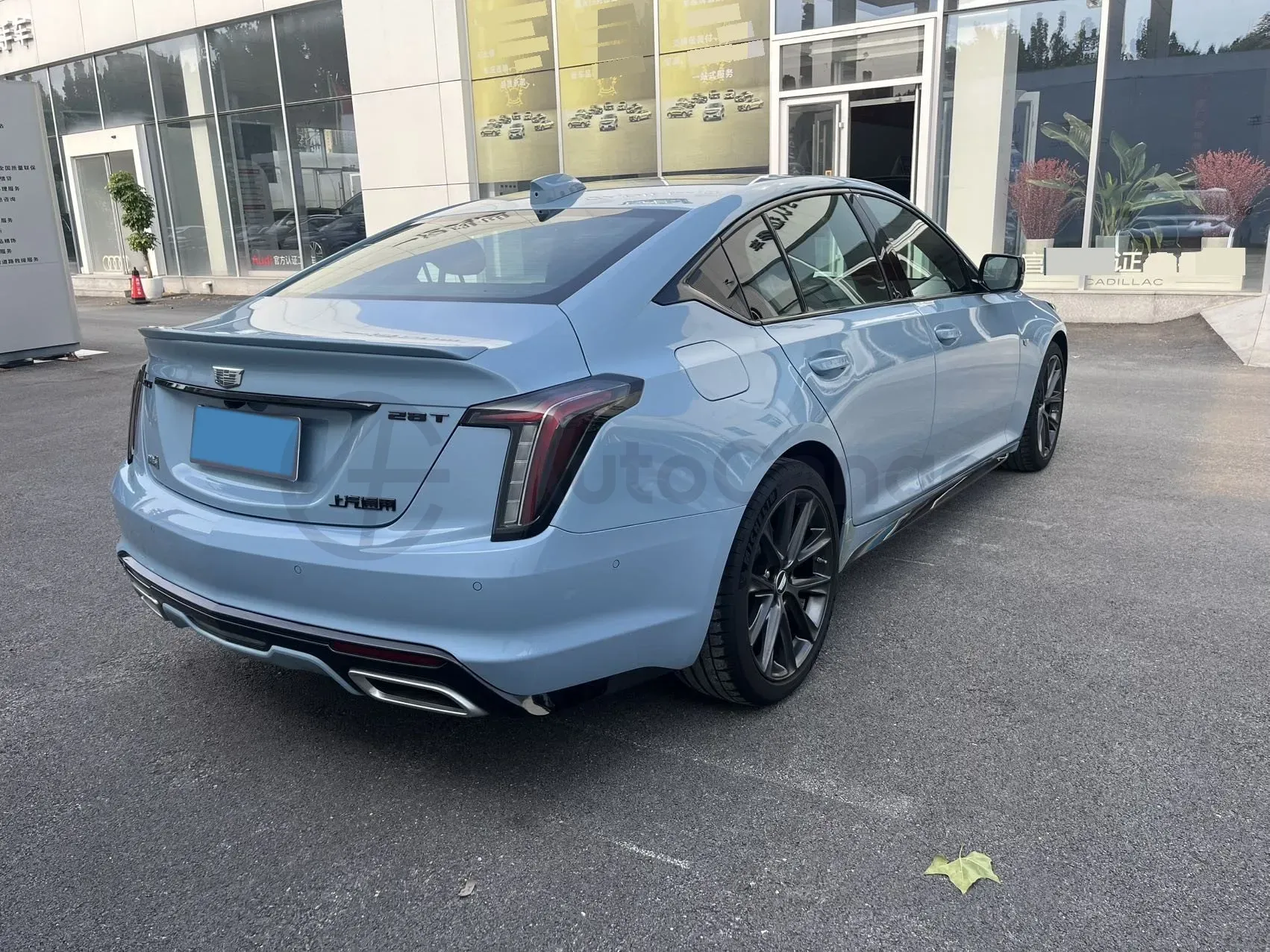 2025 Cadillac CT5 2.0T 237HP L4 10AT,autocango,china used car exporter,china ev exporter,chinese used car exporter,chinese used ev exporter