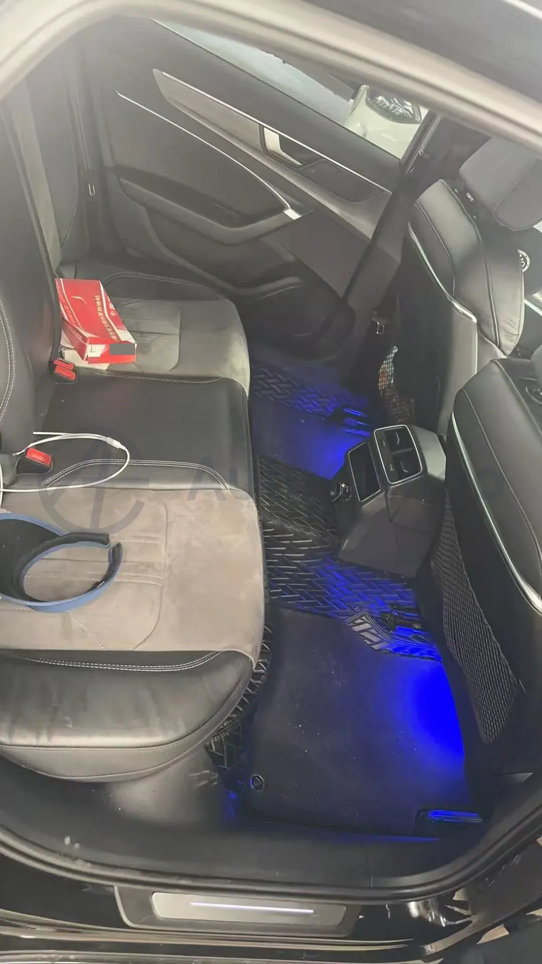2021 Audi A6L 2.0T 224HP L4 7DCT,autocango,china used car exporter,china ev exporter,chinese used car exporter,chinese used ev exporter