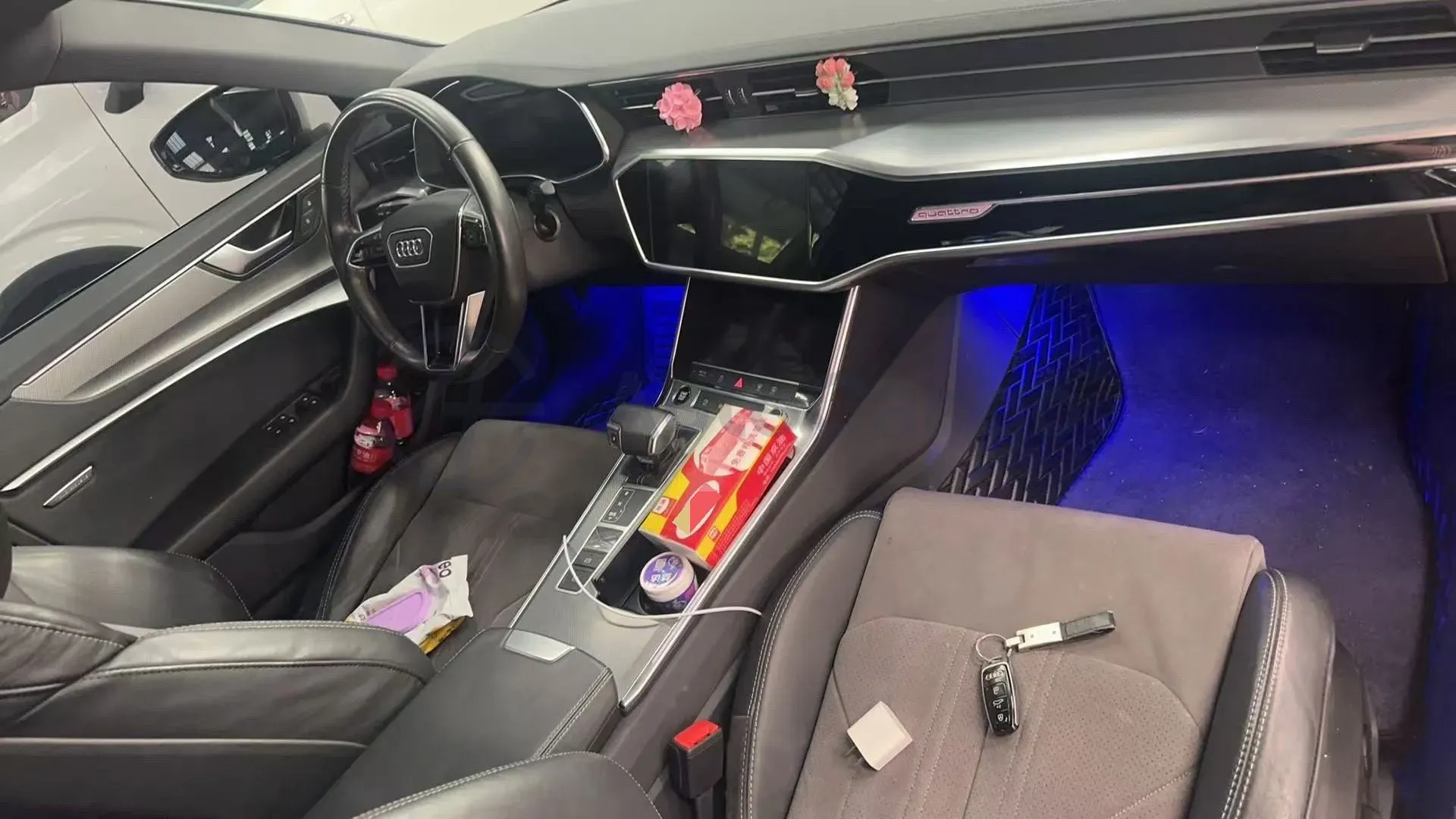 2021 Audi A6L 2.0T 224HP L4 7DCT,autocango,china used car exporter,china ev exporter,chinese used car exporter,chinese used ev exporter