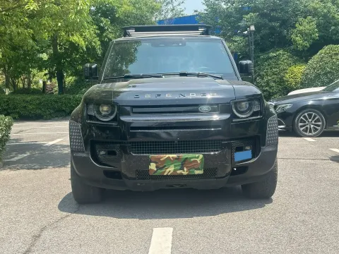 2022 Land Rover Defender 3.0T 400HP L6 8AT,autocango,china used car exporter,china ev exporter,chinese used car exporter,chinese used ev exporter