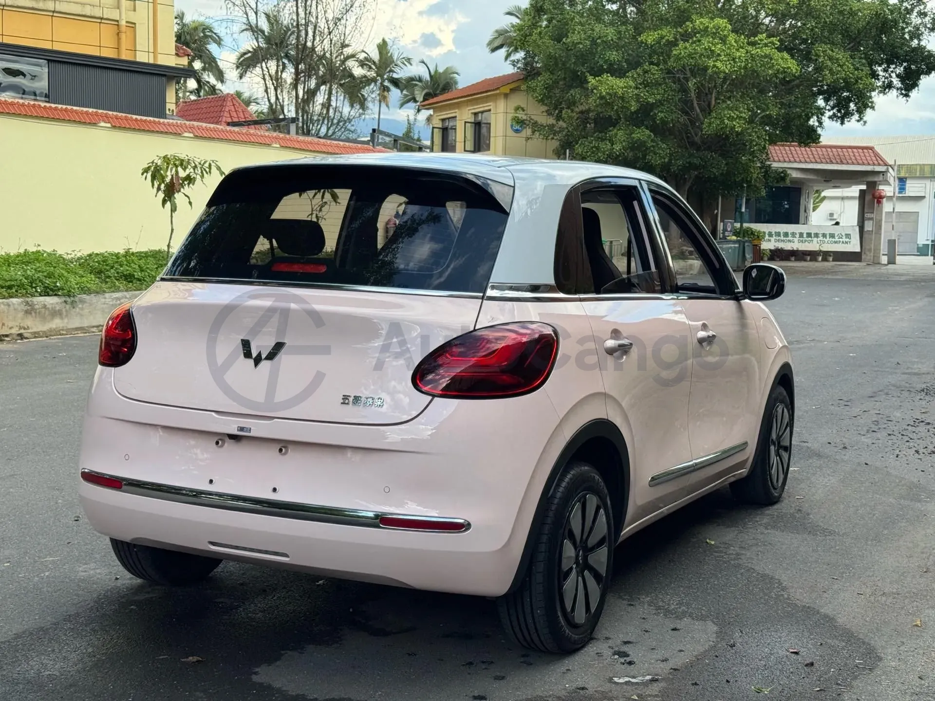 2023 WuLing BinGuo BEV 37.9KWH,autocango,china used car exporter,china ev exporter,chinese used car exporter,chinese used ev exporter