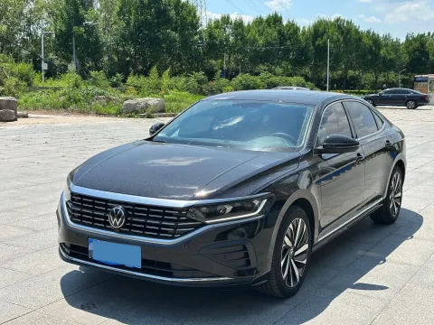 2023 VOLKSWAGEN PASSAT,autocango,china used car exporter,china ev exporter,chinese used car exporter,chinese used ev exporter