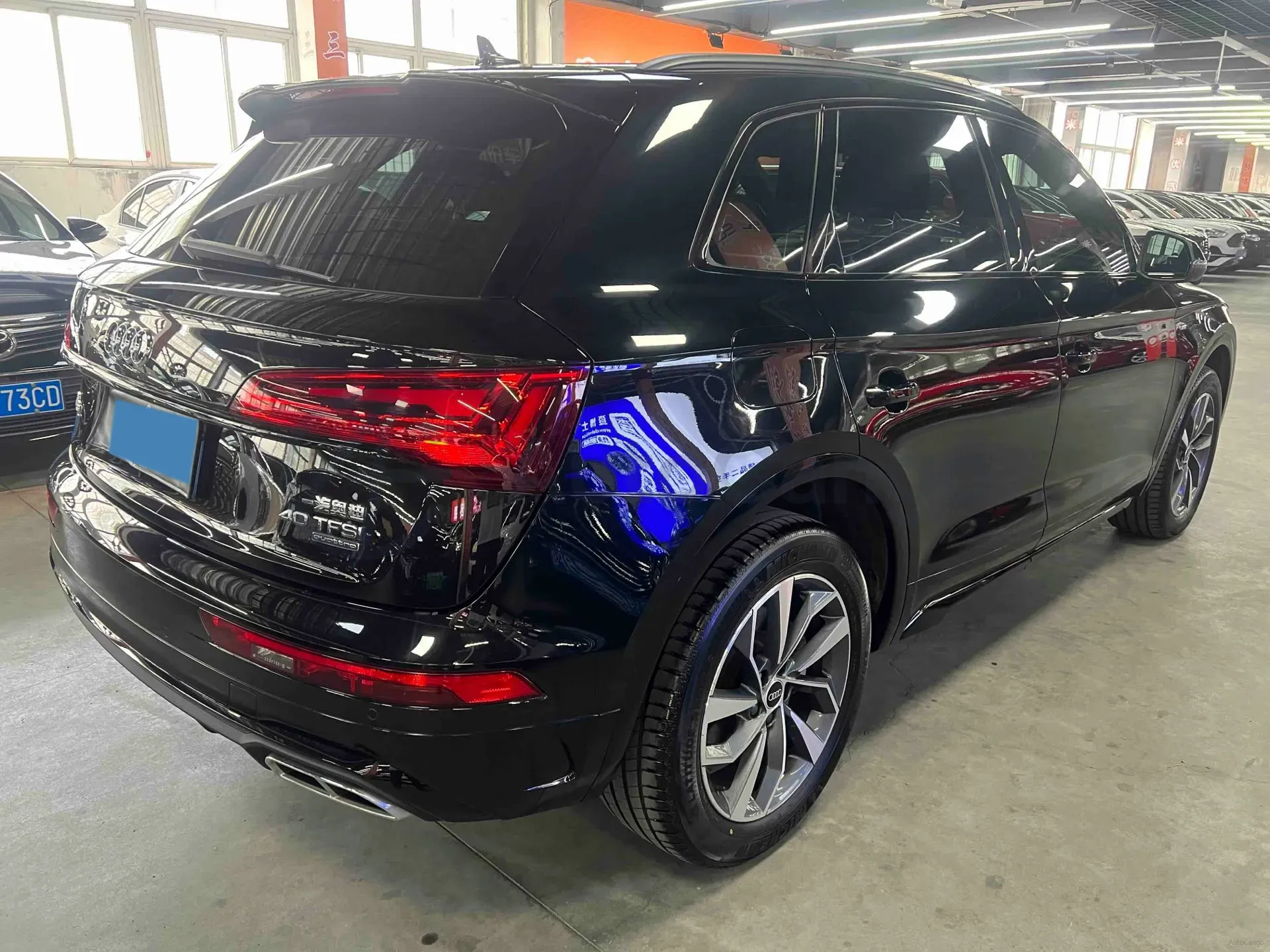 2023 Audi Q5L 2.0T 190HP L4 7DCT,autocango,china used car exporter,china ev exporter,chinese used car exporter,chinese used ev exporter