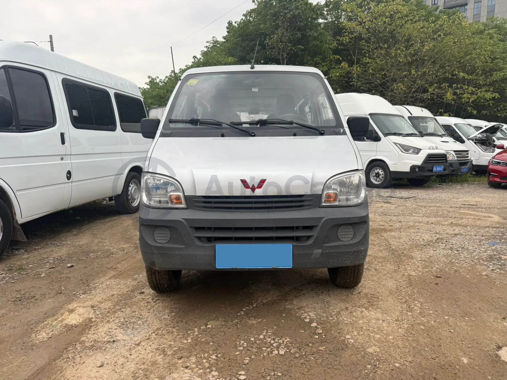 2020 WuLing ZhiGuang 1.2L 76HP L4 5MT,autocango,china used car exporter,china ev exporter,chinese used car exporter,chinese used ev exporter