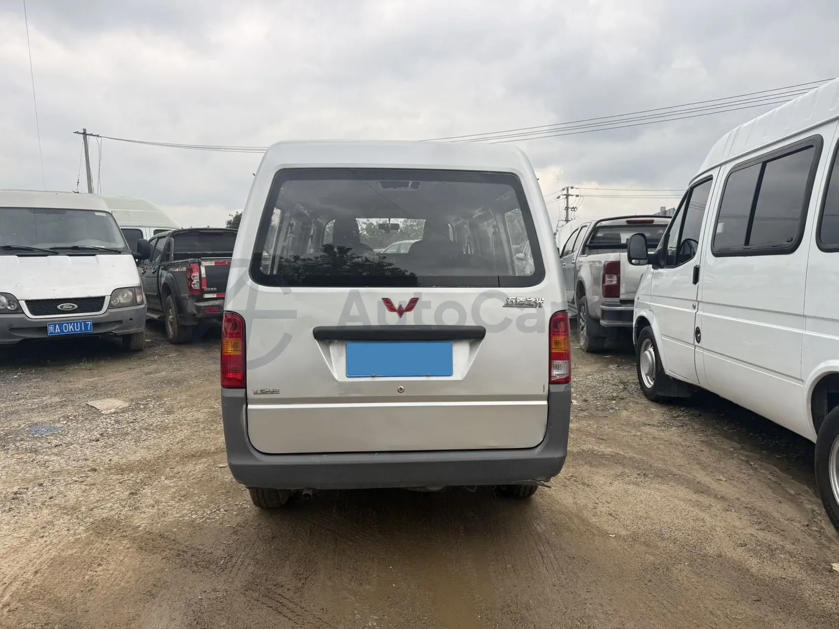 2020 WuLing ZhiGuang 1.2L 76HP L4 5MT,autocango,china used car exporter,china ev exporter,chinese used car exporter,chinese used ev exporter