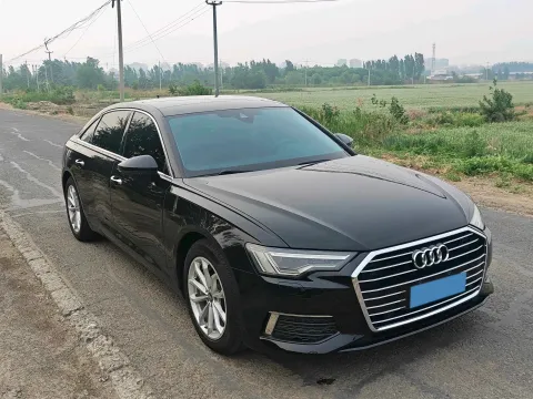 2021 Audi A6L 2.0T 190HP L4 7DCT,autocango,china used car exporter,china ev exporter,chinese used car exporter,chinese used ev exporter