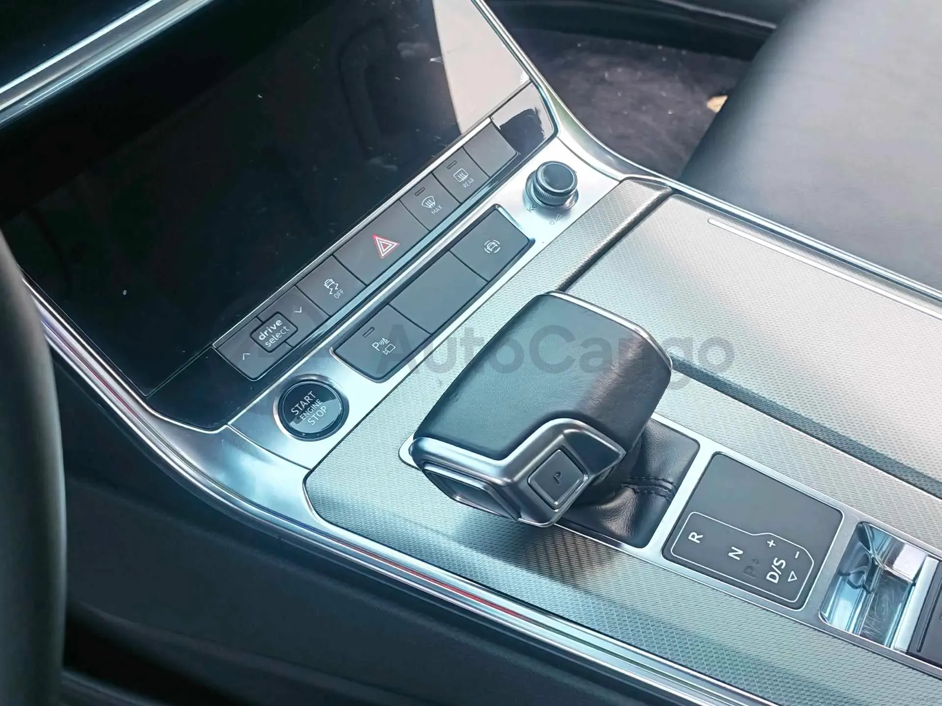 2021 Audi A6L 2.0T 190HP L4 7DCT,autocango,china used car exporter,china ev exporter,chinese used car exporter,chinese used ev exporter