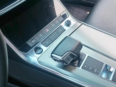 2021 Audi A6L 2.0T 190HP L4 7DCT