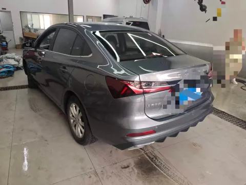2023 Roewe i5 1.5L 129HP L4 CVT