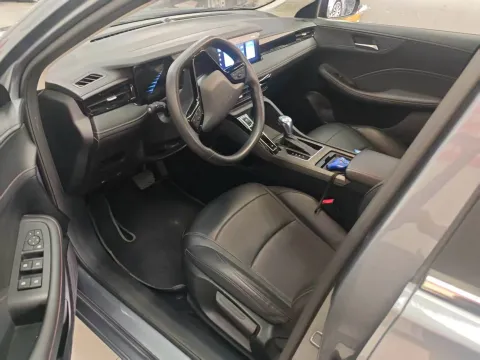 2023 Roewe i5 1.5L 129HP L4 CVT