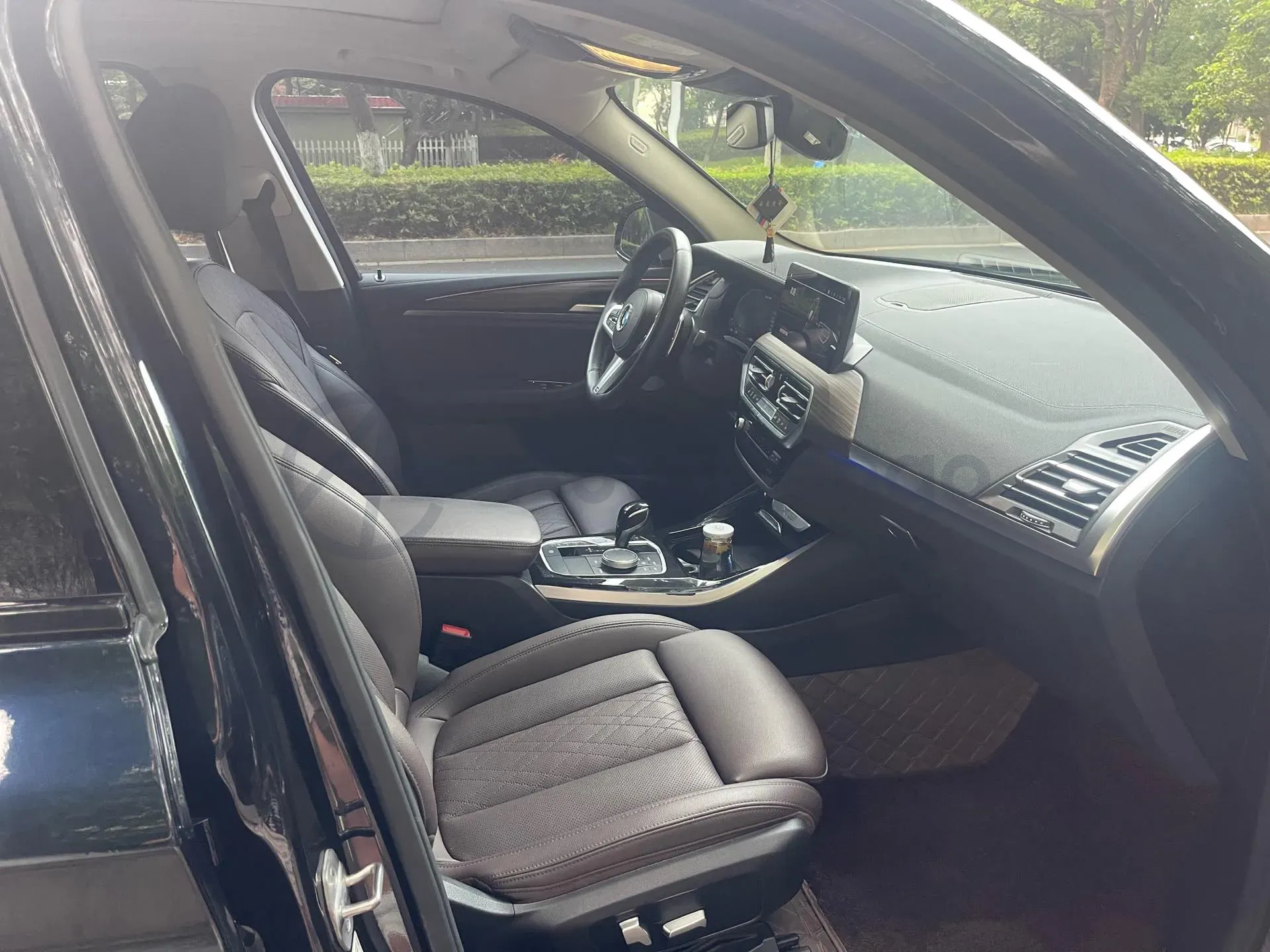 2022 BMW X3 2.0T 252HP L4 8AT,autocango,china used car exporter,china ev exporter,chinese used car exporter,chinese used ev exporter
