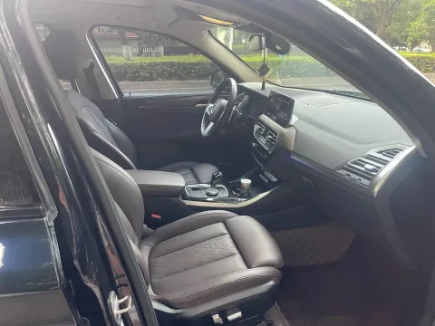 2022 BMW X3 2.0T 252HP L4 8AT